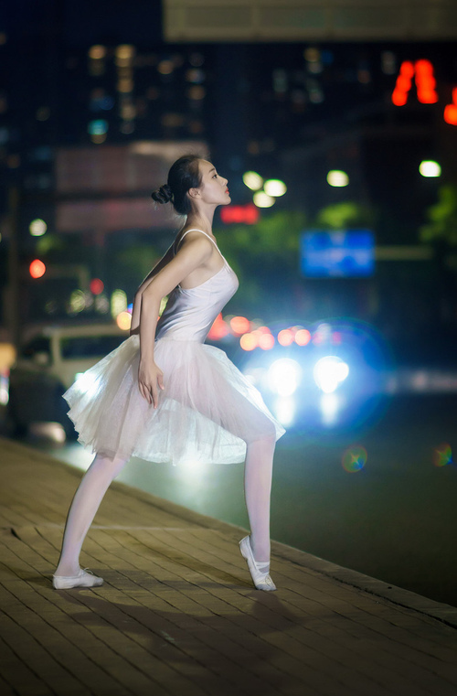 爱游互娱游戏官网-大型户外充气障碍赛,互动体验新玩法,充气装备