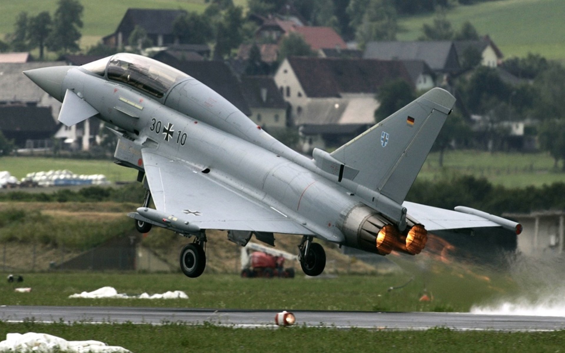 爱游戏中国官方网站平台-中国足球历史经典比赛精选回顾，中国足球历史数据